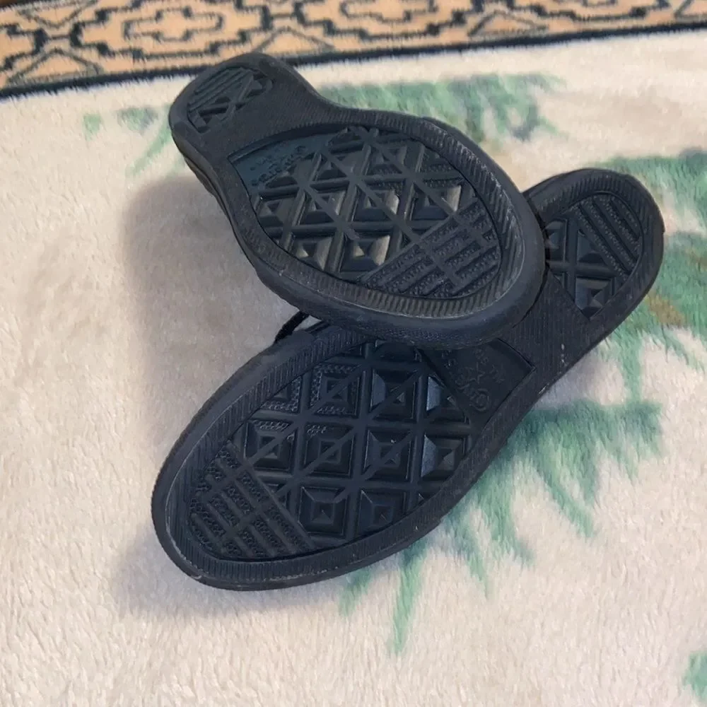 Converse All Star Kids Black Sneakers Unisex Size 2 US